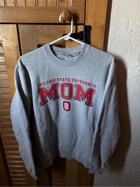 Ohio State University MOM Crewneck Sweatshirt